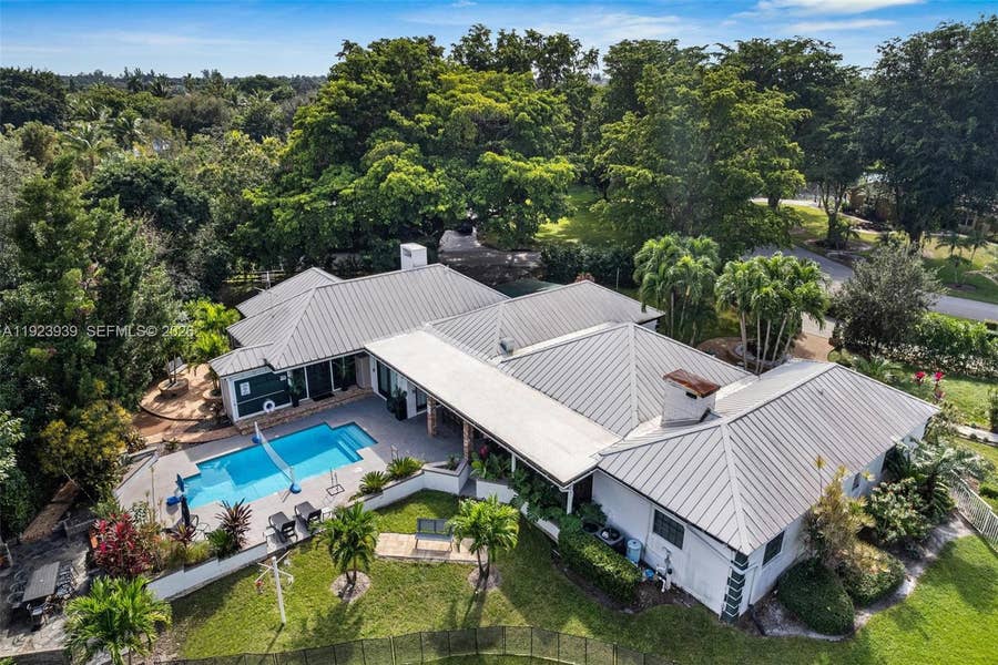 Property photo for 11155 SW 40th Street, Davie, FL