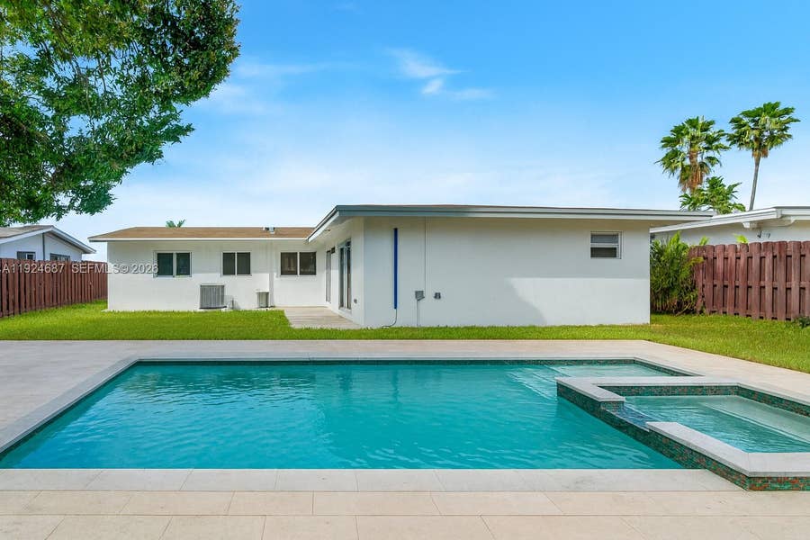 Property photo for 1520 NE 14th Terrace, #., Fort Lauderdale, FL