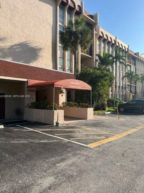 Property photo for 2001 Atlantic Shores Boulevard, #105, Hallandale Beach, FL