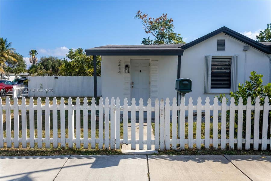 Property photo for 2444 Roosevelt Street, Hollywood, FL