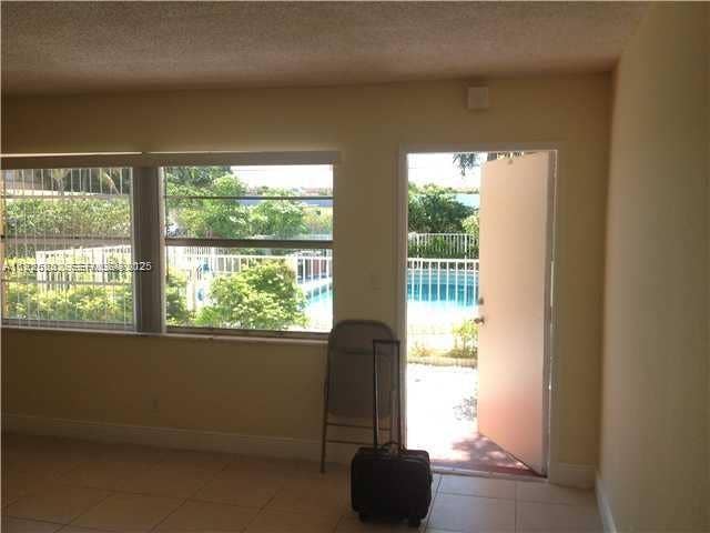 241 SE 9th Avenue, #106, Pompano Beach, FL 33060 Photo 7