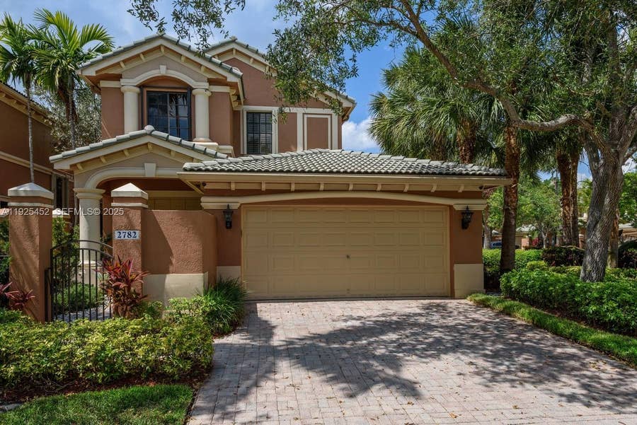 Property photo for 2782 Kinsington Circle, #25-4, Weston, FL