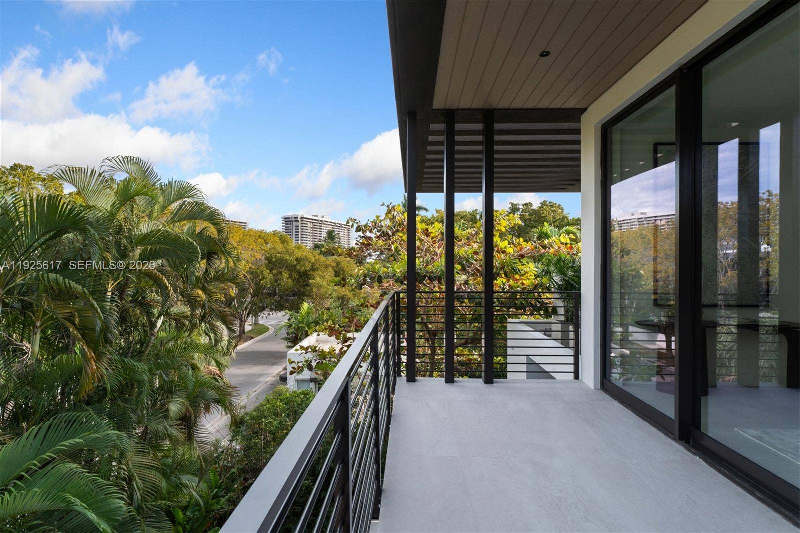 3551 Crystal Court, Miami, FL 33133 Photo 27