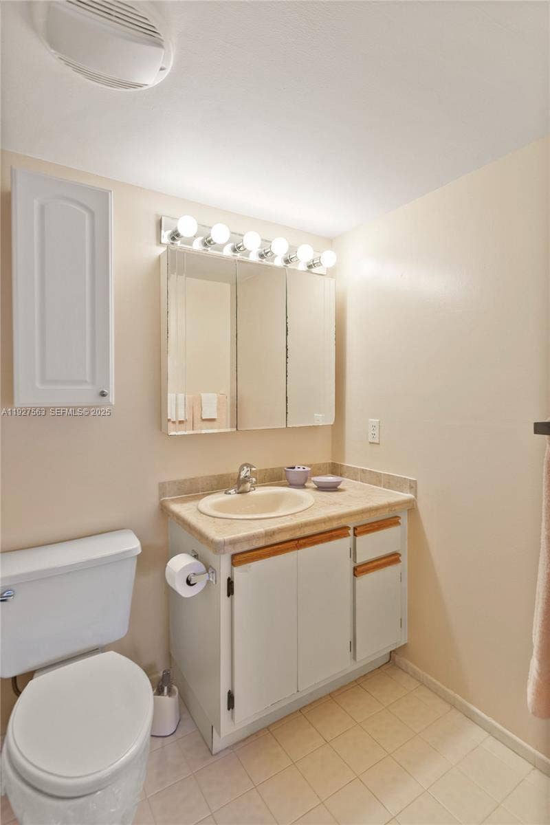 190 SE 5th Avenue, #202, Dania Beach, FL 33004 Photo 28