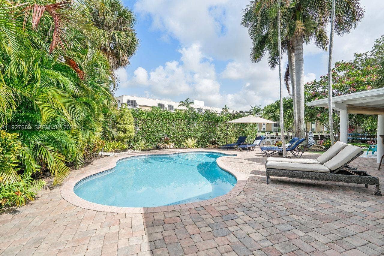 2837 NE 17th Avenue, Wilton Manors, FL 33334 Photo 36