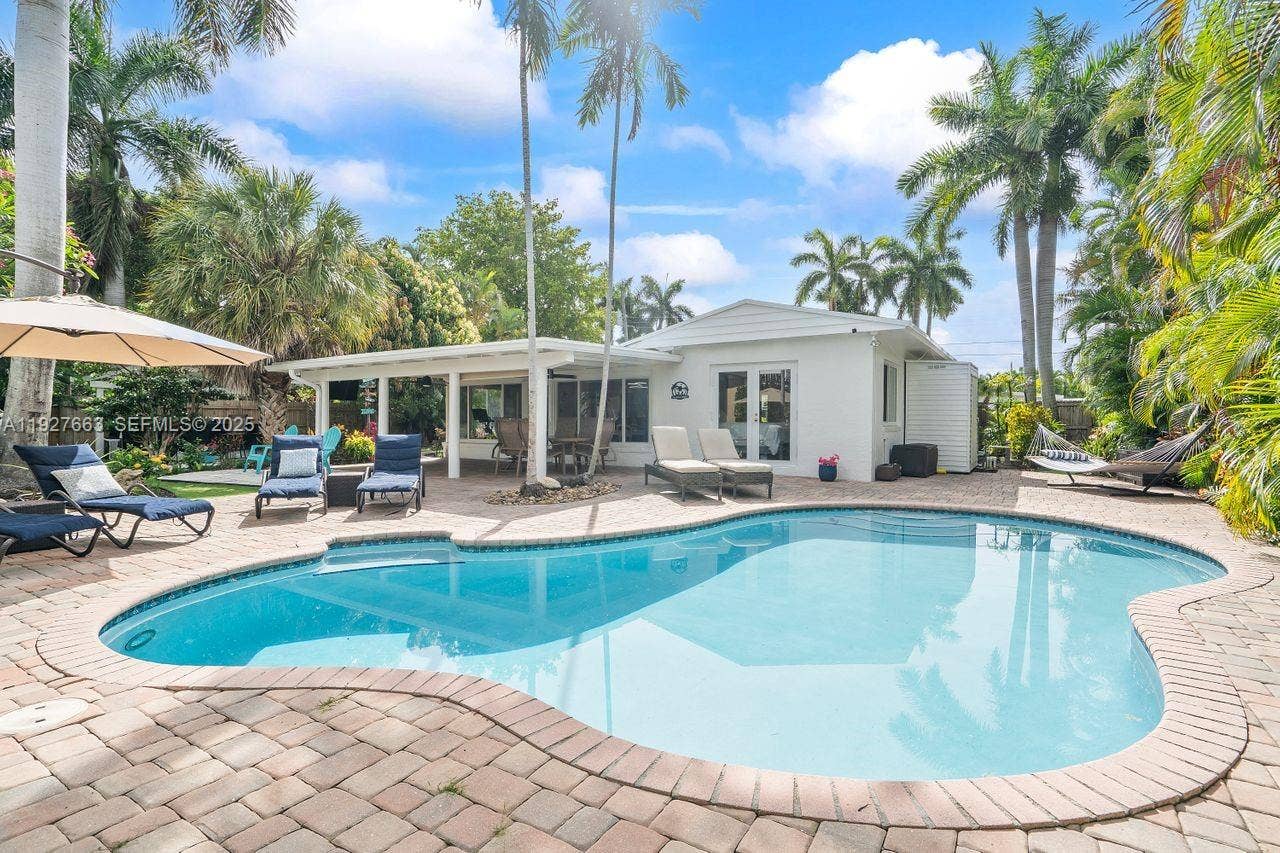 2837 NE 17th Avenue, Wilton Manors, FL 33334 Photo 1