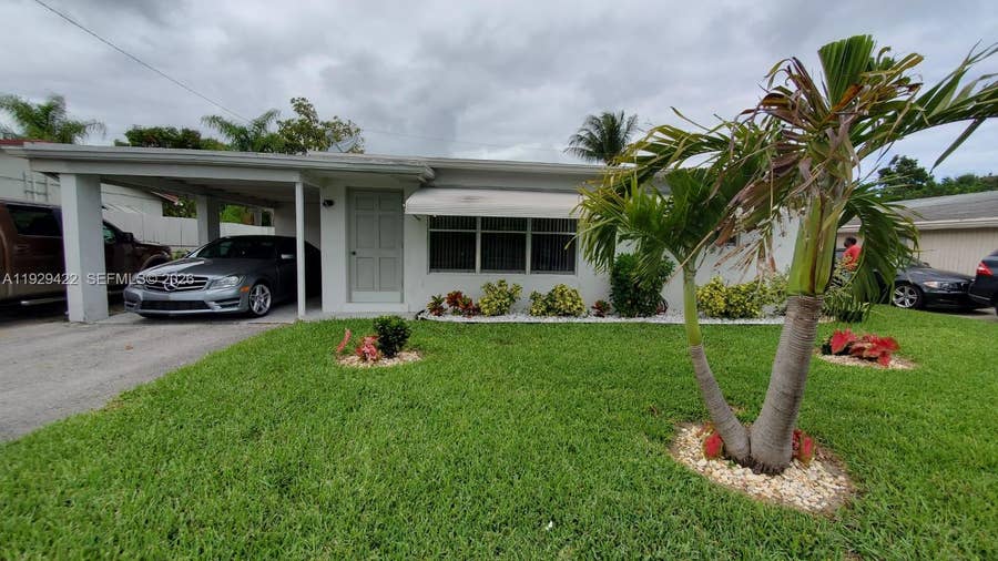Property photo for 221 NE 21st Street, Pompano Beach, FL
