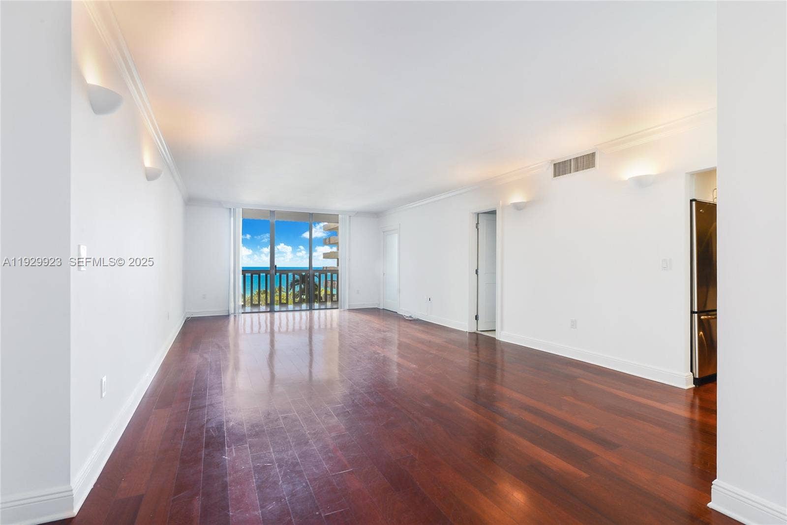 9801 Collins Avenue, #8N Ocean Views, Bal Harbour, FL 33154 Photo 12