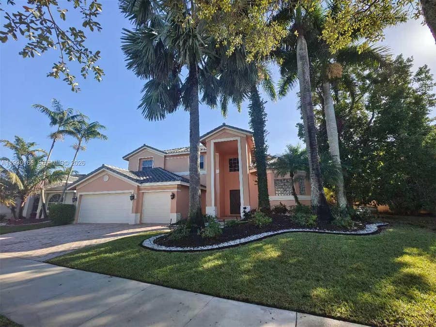 Property photo for 1035 Waterside Circle, Weston, FL
