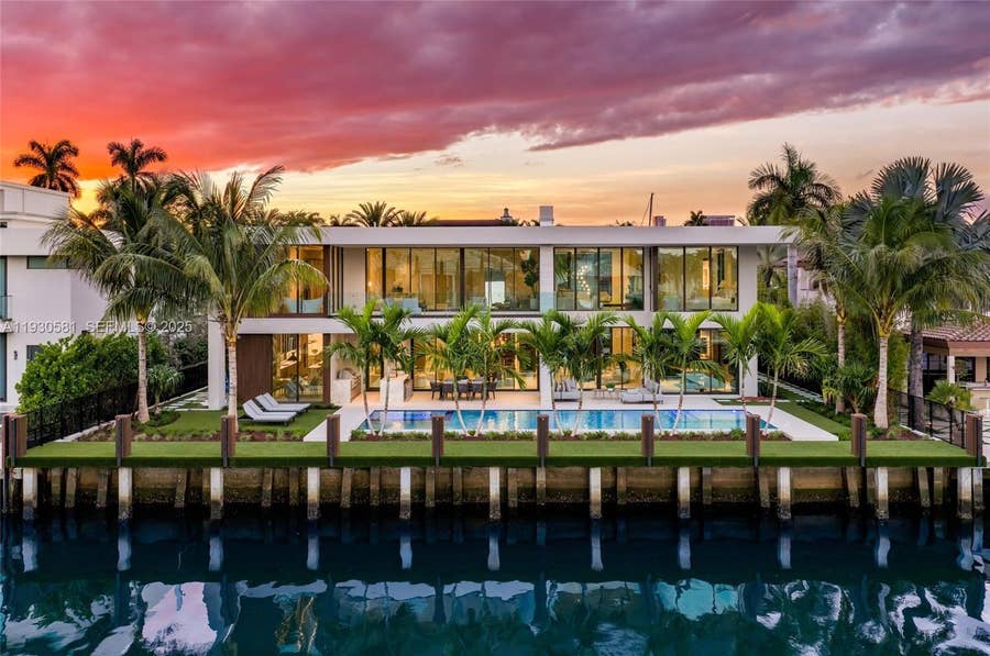 Property photo for 630 Isle Of Palms Drive, Fort Lauderdale, FL