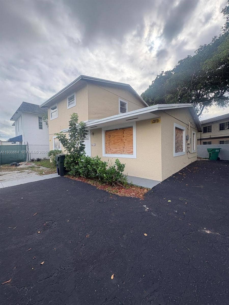 781 NW 22nd Road, Fort Lauderdale, FL 33311 Photo 1
