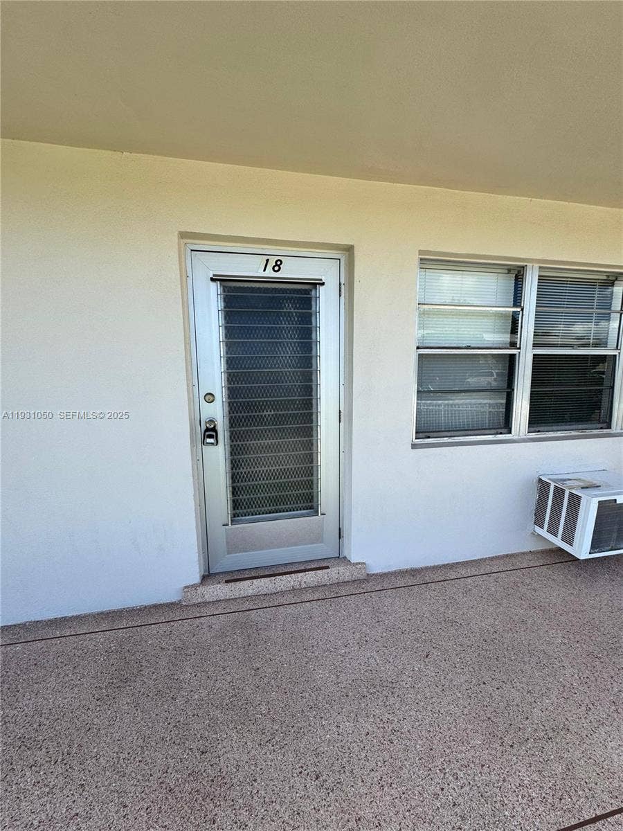 Property photo for 18 Hastings B, #18, West Palm Beach, FL