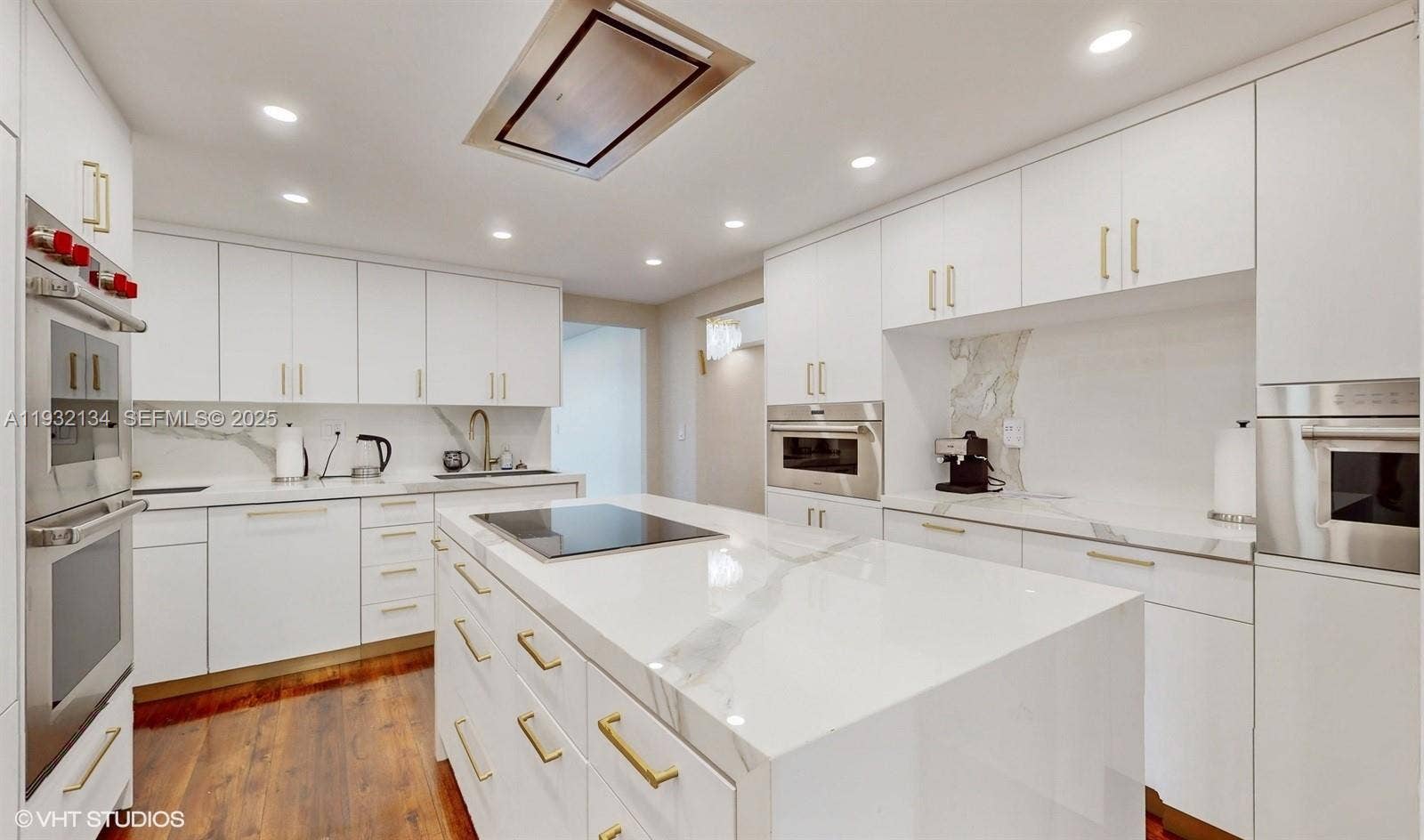 10155 Collins Avenue, #410, Bal Harbour, FL 33154 Photo 12