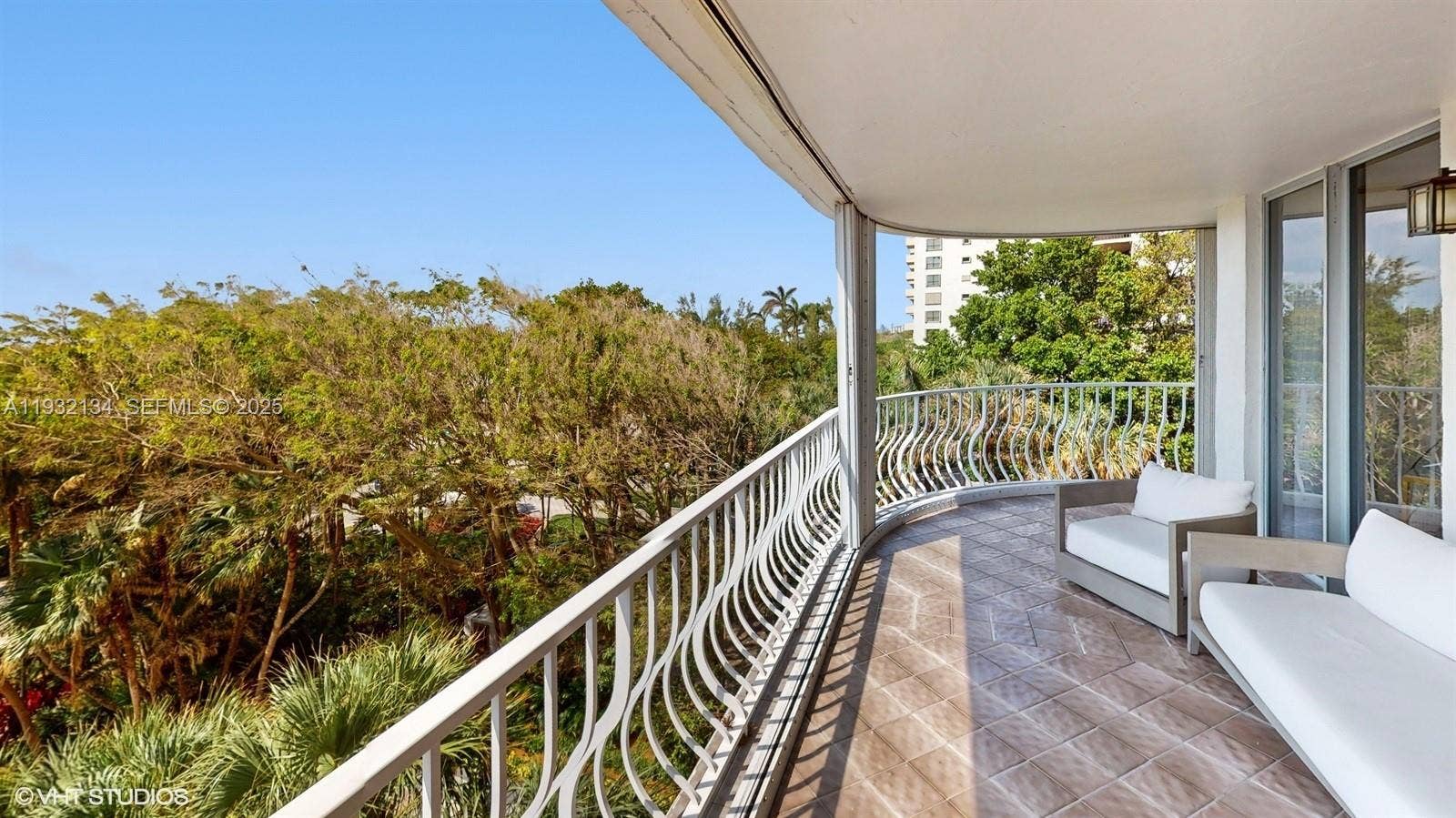 10155 Collins Avenue, #410, Bal Harbour, FL 33154 Photo 4
