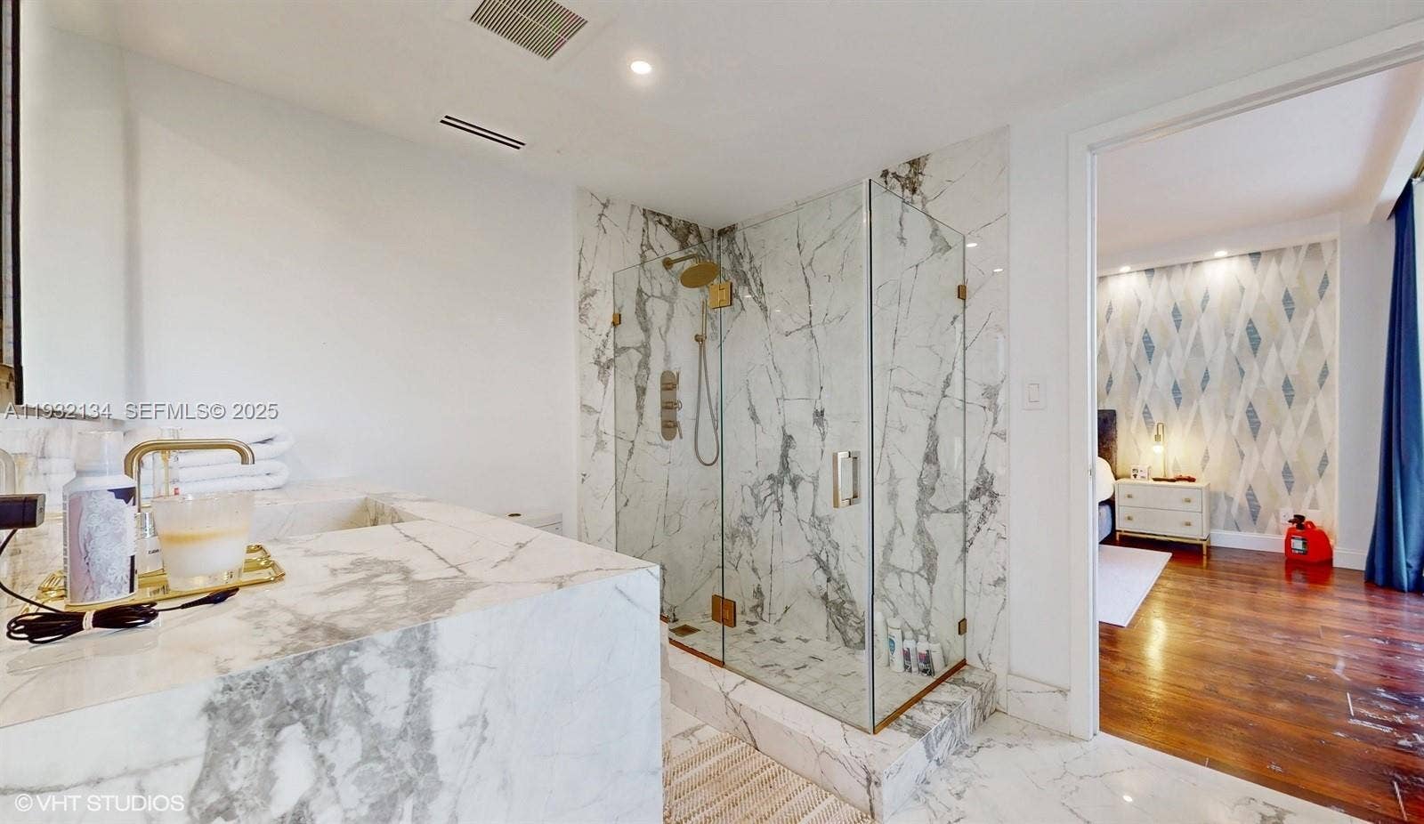 10155 Collins Avenue, #410, Bal Harbour, FL 33154 Photo 26