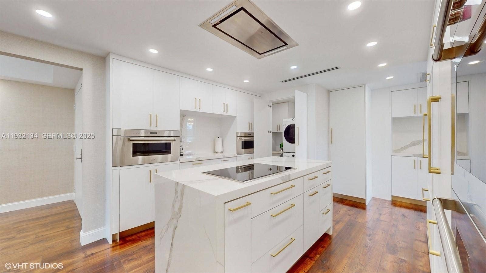 10155 Collins Avenue, #410, Bal Harbour, FL 33154 Photo 13