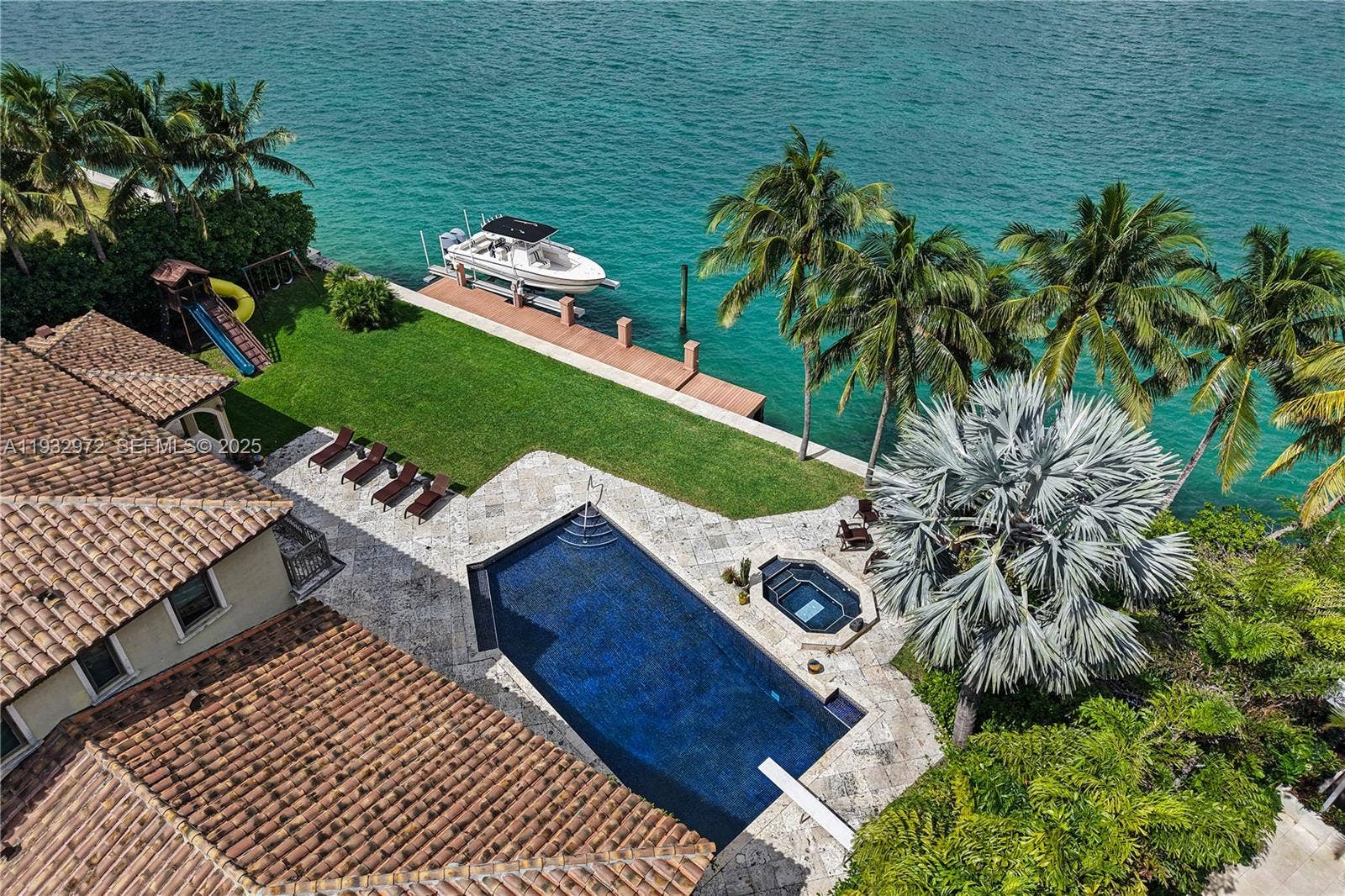 10330 W Broadview Drive, Bay Harbor Islands, FL 33154 Photo 13
