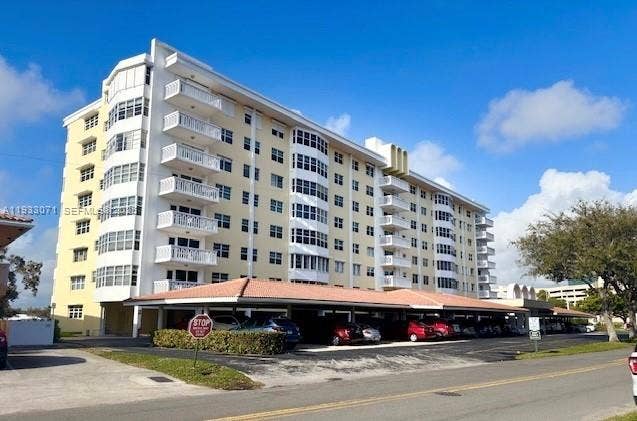 Property photo for 2500 NE 48th Lane, #507, Fort Lauderdale, FL
