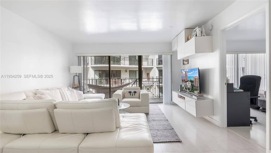 Property photo for 2029 N Ocean Boulevard, #404, Fort Lauderdale, FL