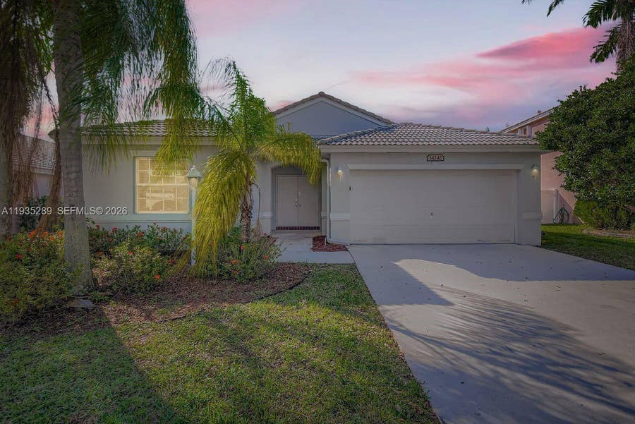 Property photo for 14242 NW 18th Place, Pembroke Pines, FL