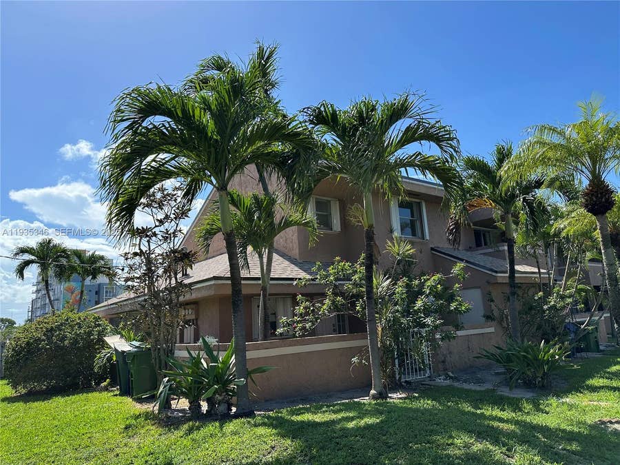 Property photo for 708 SE 3rd Ave Extension, #201, Hallandale Beach, FL
