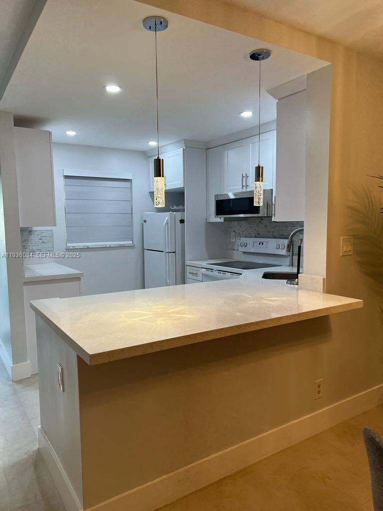 1541 S Ocean Boulevard, #225, Lauderdale-By-The-Sea, Lauderdale By The Sea, FL 33062 Photo 11