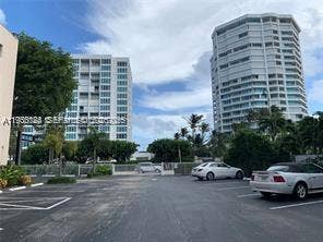 1541 S Ocean Boulevard, #225, Lauderdale-By-The-Sea, Lauderdale By The Sea, FL 33062 Photo 21