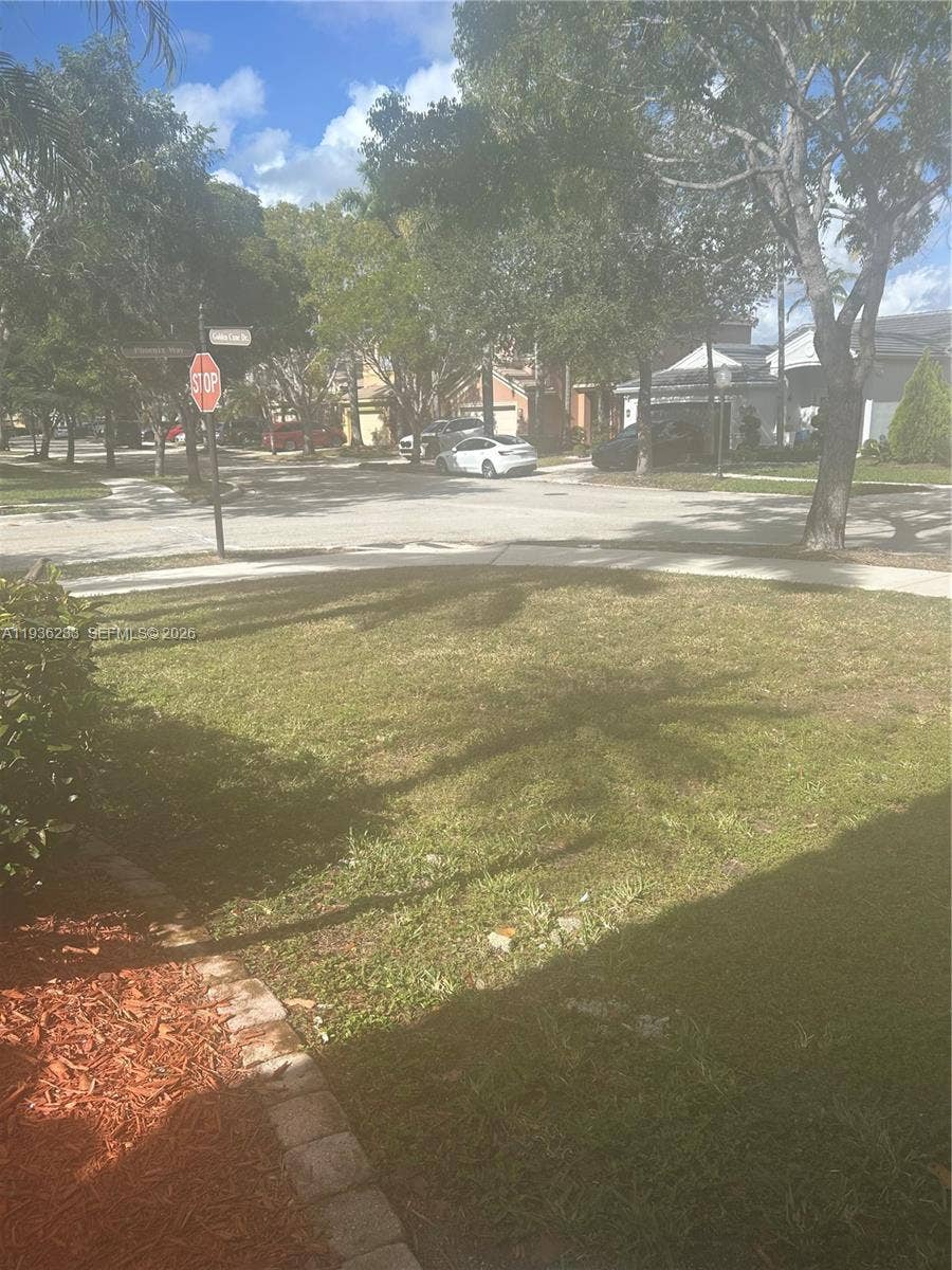 948 NW Phoenix Way, Weston, FL 33327 Photo 4