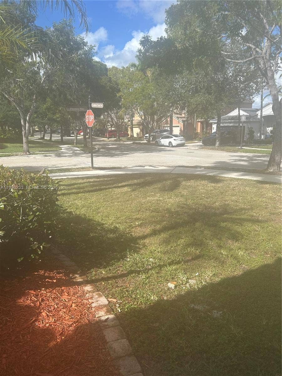 948 NW Phoenix Way, Weston, FL 33327 Photo 5