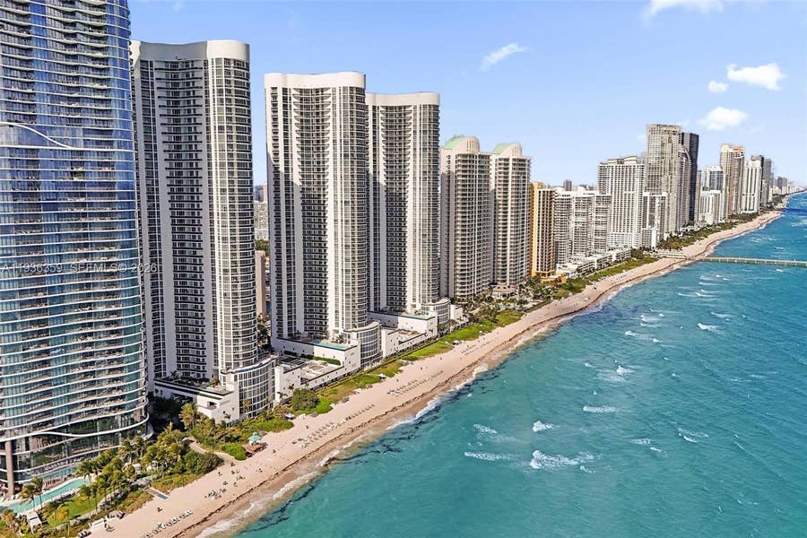 Property photo for 15811 Collins Avenue, #2201, Sunny Isles Beach, FL