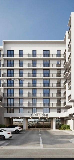 Property photo for 4465 SE Griffin Road, #001, Hollywood, FL
