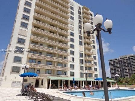 10185 Collins Avenue, #PH02, Bal Harbour, Bal Harbour, FL 33154 Photo 4