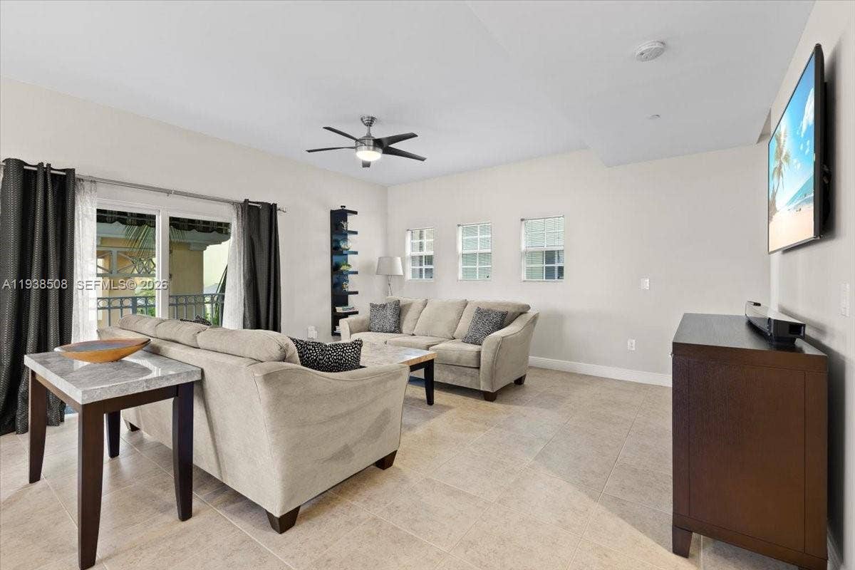 630 SE 15th Street, #3, Fort Lauderdale, FL 33316 Photo 9