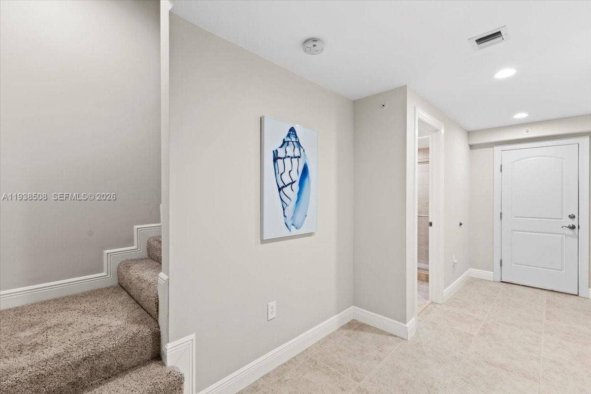 630 SE 15th Street, #3, Fort Lauderdale, FL 33316 Photo 6