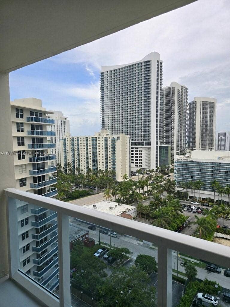 Property photo for Hollywood, FL