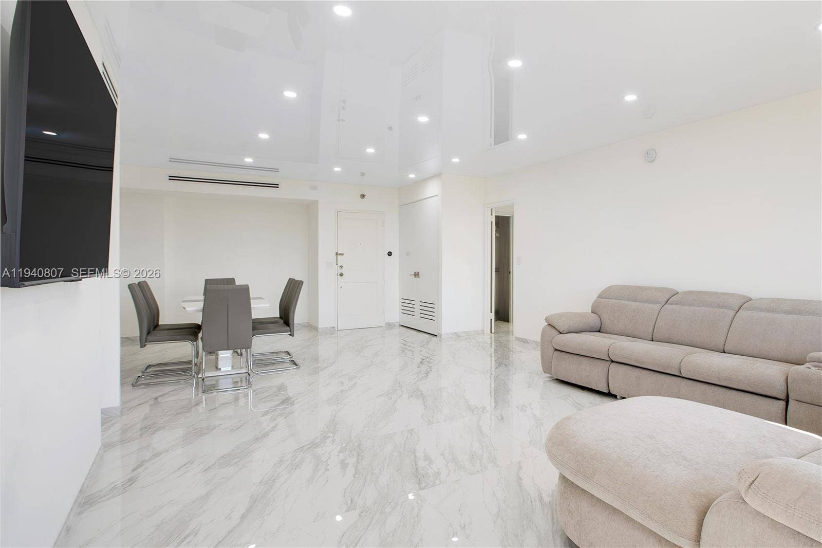 10185 Collins Avenue, #907, Bal Harbour, Bal Harbour, FL 33154 Photo 4