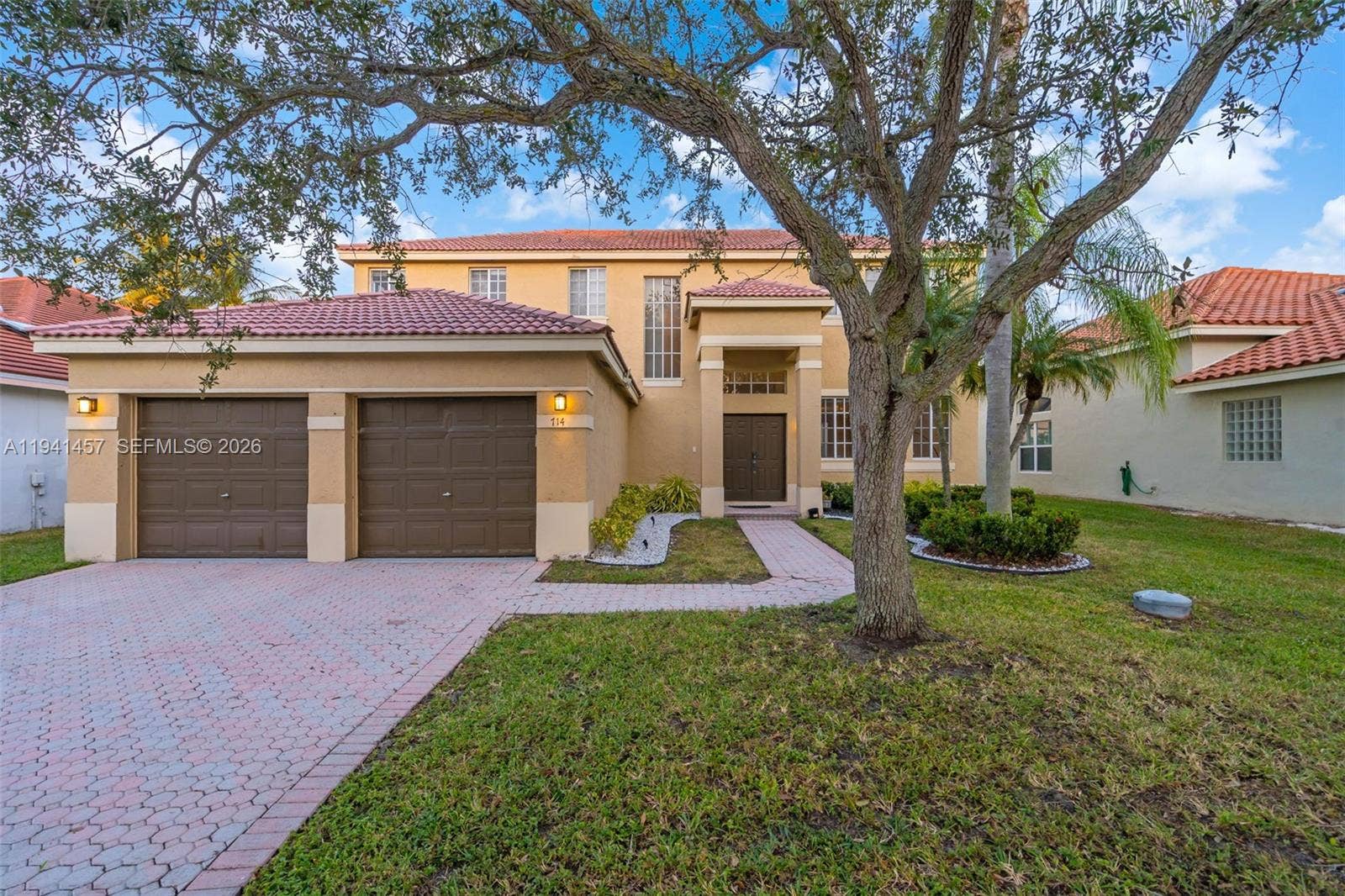 714 Heritage Drive, Weston, FL 33326 Photo 1