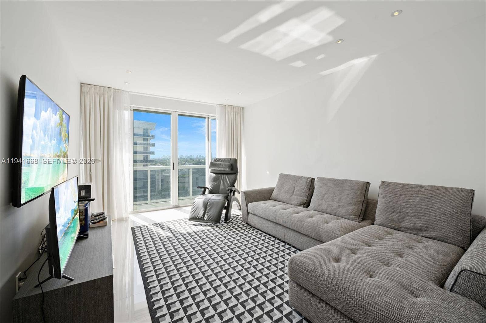 9601 Collins Avenue, #908, Bal Harbour, FL 33154 Photo 14