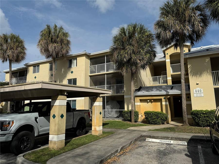 Property photo for 440 S Park Road, #4-207, Hollywood, FL