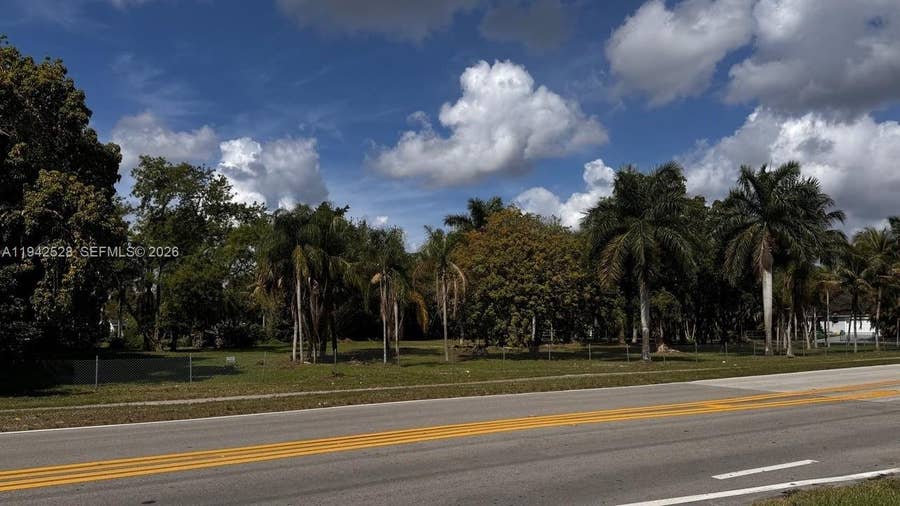 Property photo for 1615 Hiatus Road, Davie, FL