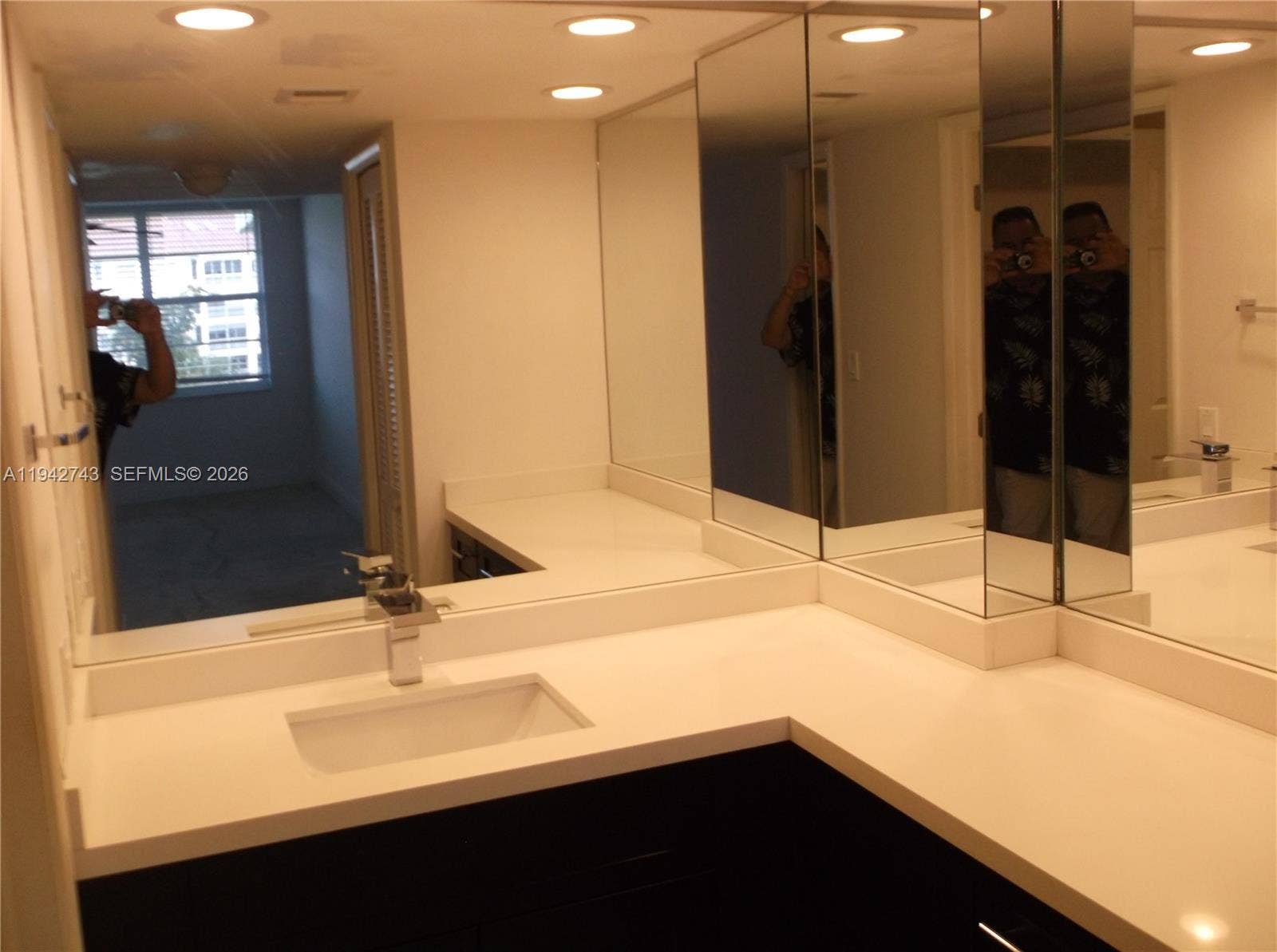 805 Cypress Boulevard, #504, Pompano Beach, FL 33069 Master Bath en suite