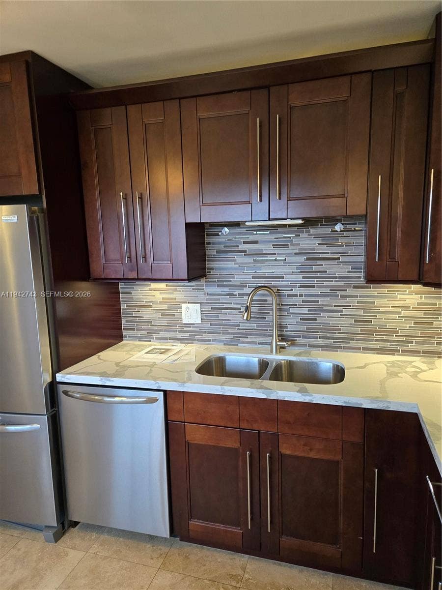 805 Cypress Boulevard, #504, Pompano Beach, FL 33069 Photo 6