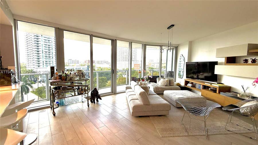 Property photo for 488 NE 18th Street, #700, Miami, FL