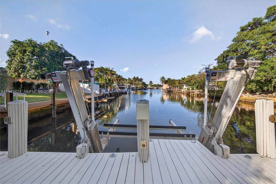 Property photo for 371 SE 3rd Street, Pompano Beach, FL