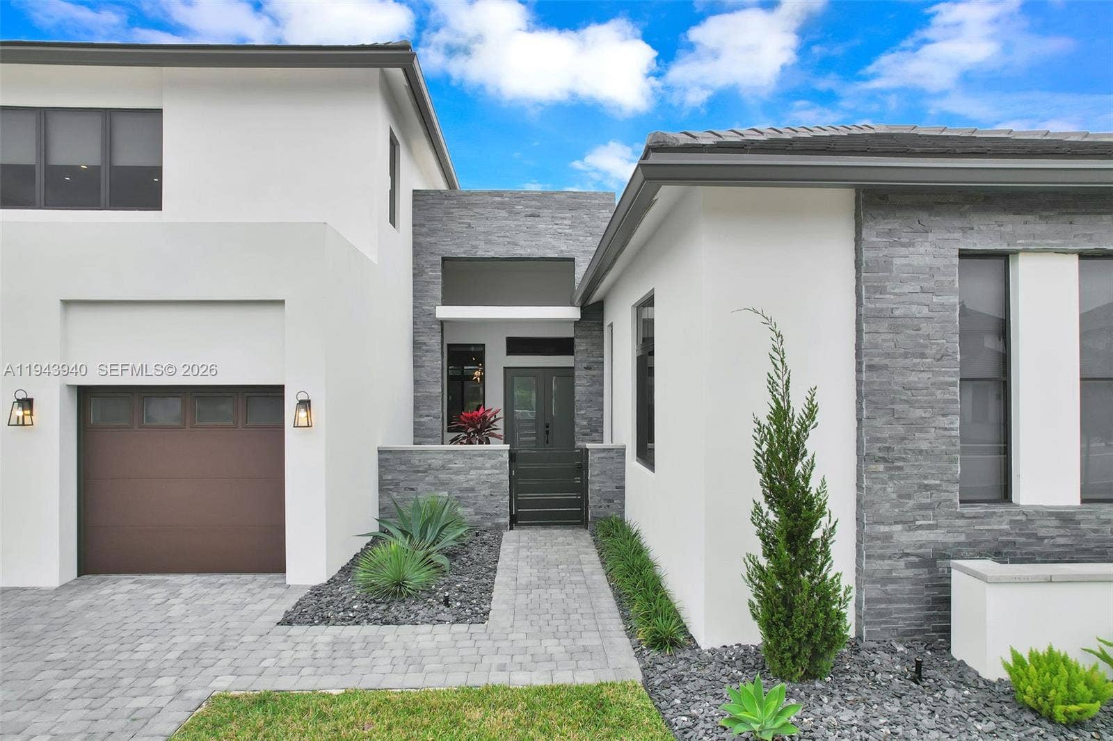 5765 SW 104th Terrace, Cooper City, FL 33328 Photo 3