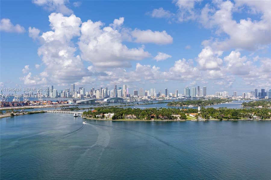 Property photo for 540 West Avenue, #2311, Miami Beach, FL