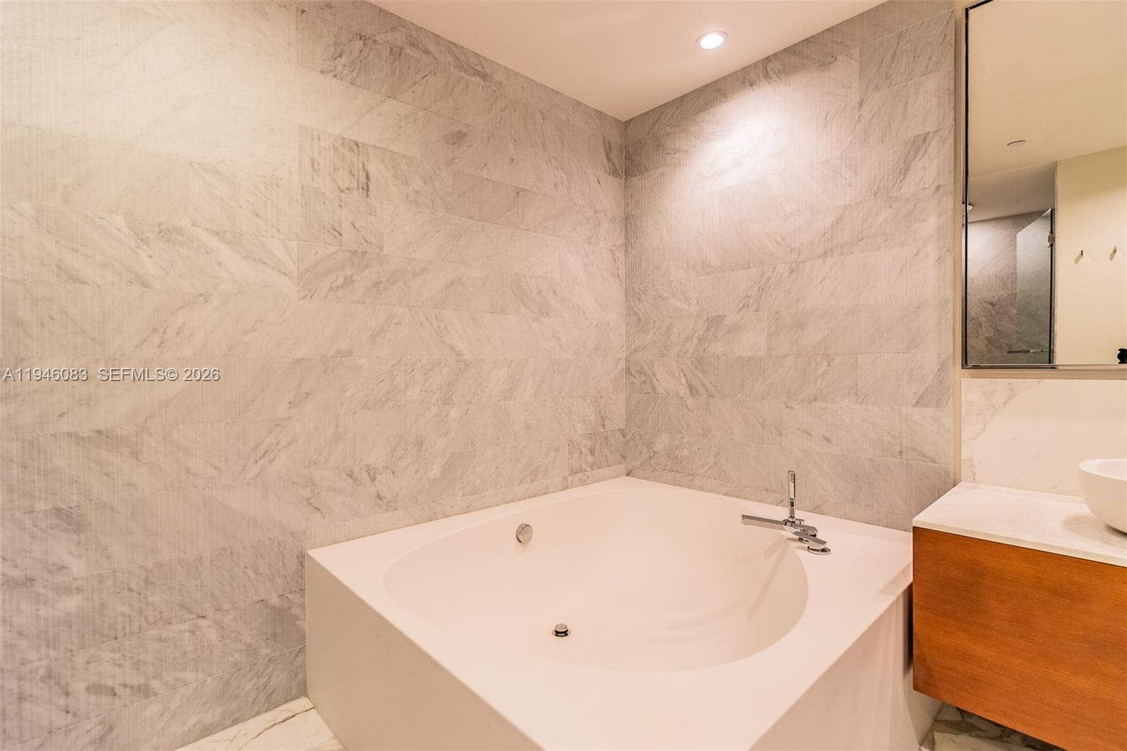 10203 Collins Avenue, #302, Bal Harbour, FL 33154 Photo 35