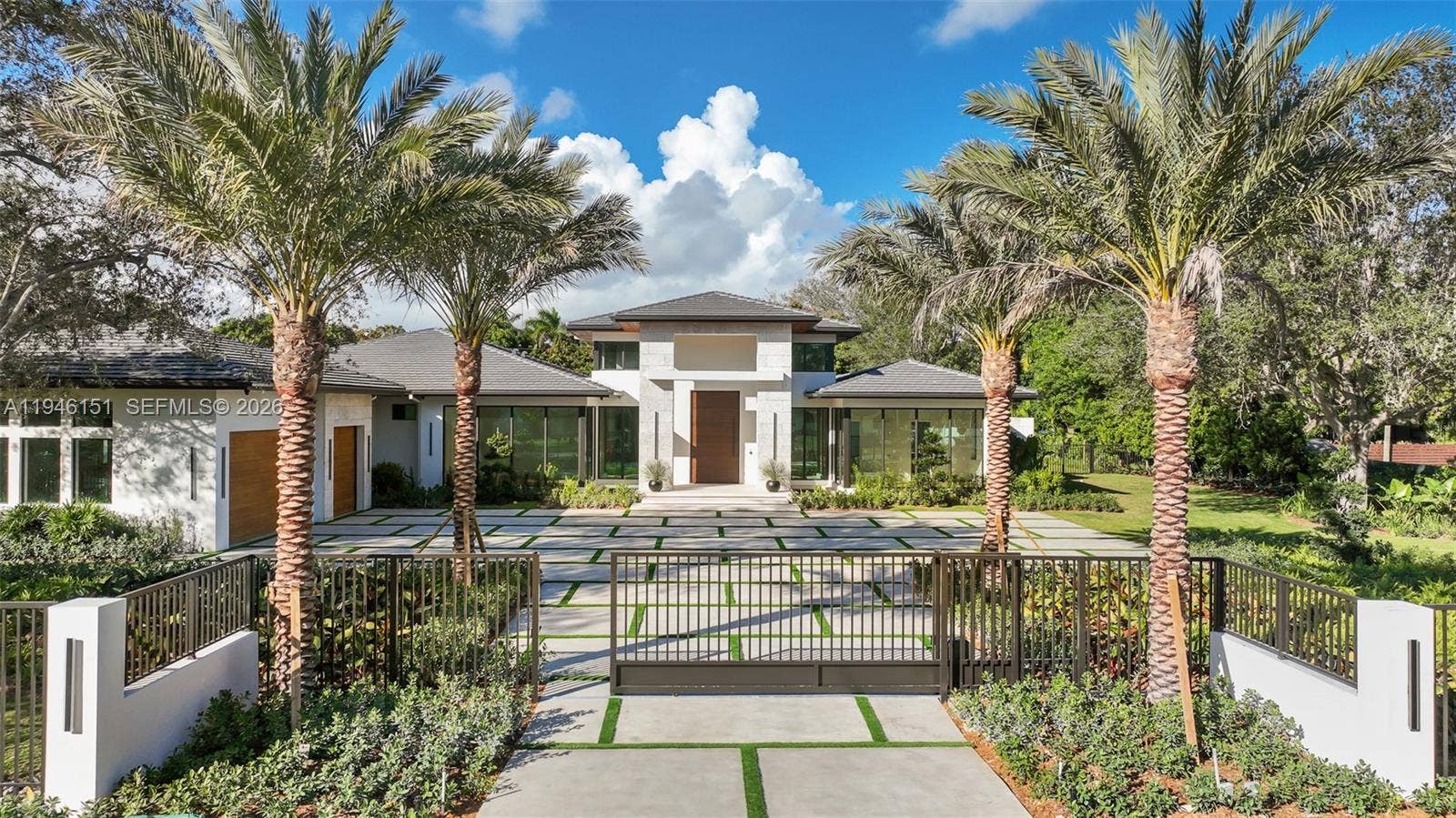 7725 SW 114th Street, Pinecrest, FL 33156 Photo 1