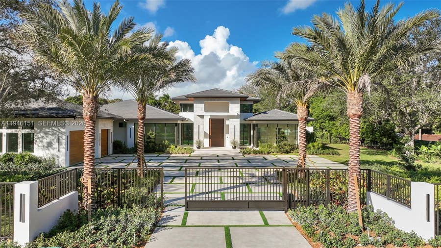 Property photo for 7725 SW 114th Street, Pinecrest, FL