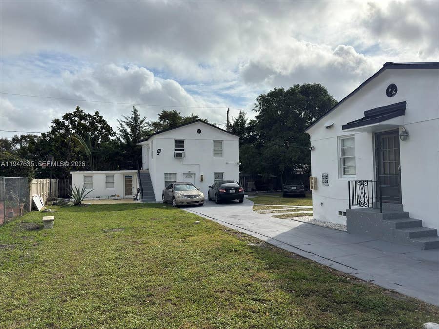 Property photo for 921 N 17th Court, #925, Hollywood, FL